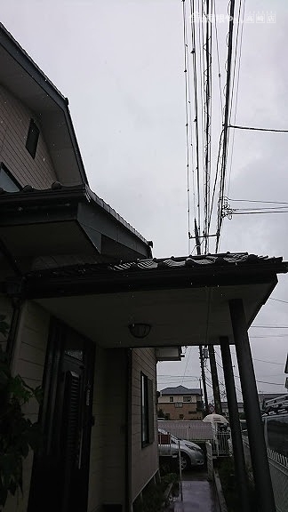玄関上の鬼瓦