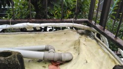 たわんでしまった防水シート