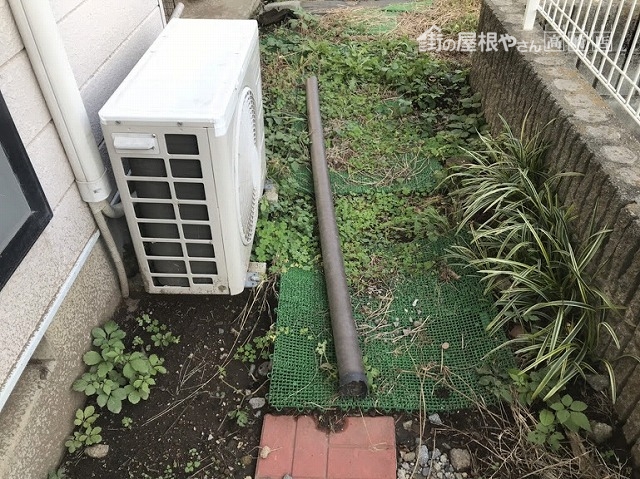 台風により外れて落下した雨樋