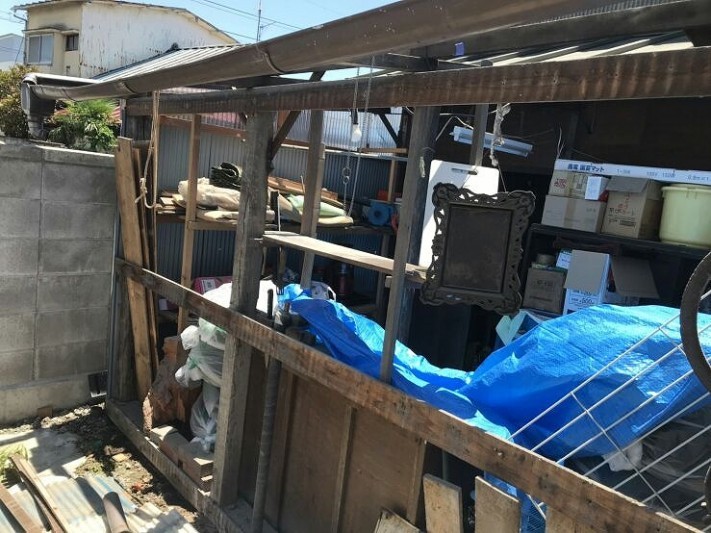 小屋全ての波板外した後