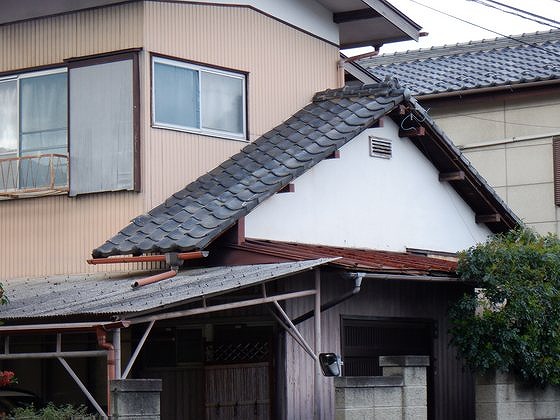 日本瓦の屋根