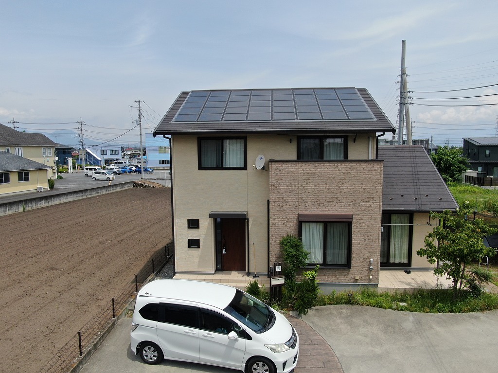 高崎市貝沢町で屋根と外壁の塗装をご検討中のお客様より見積りのご依頼をいただきましたので現地調査へ行ってきました