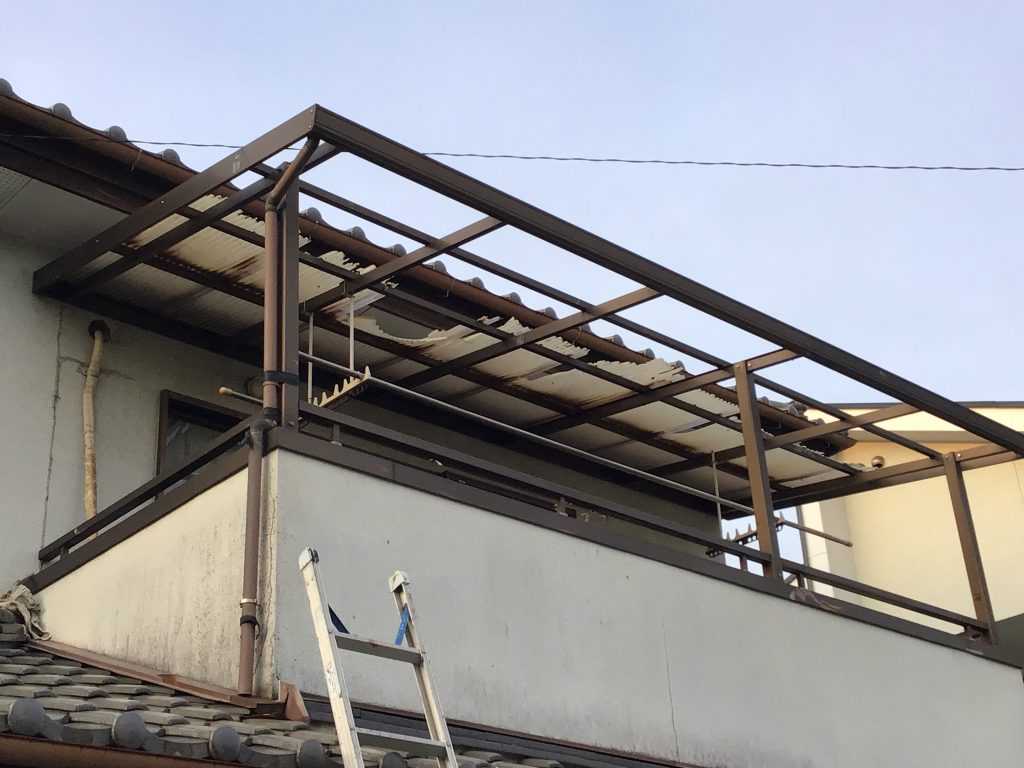 施工前のテラス屋根全体