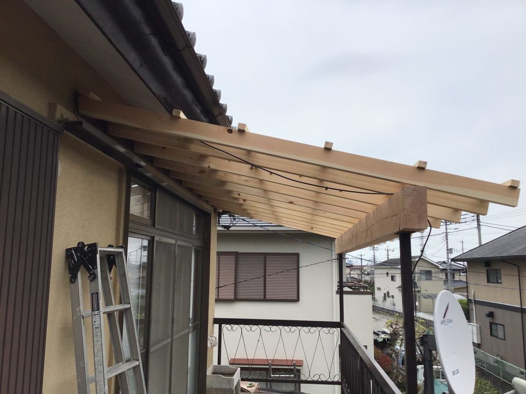 新設した木部骨組み