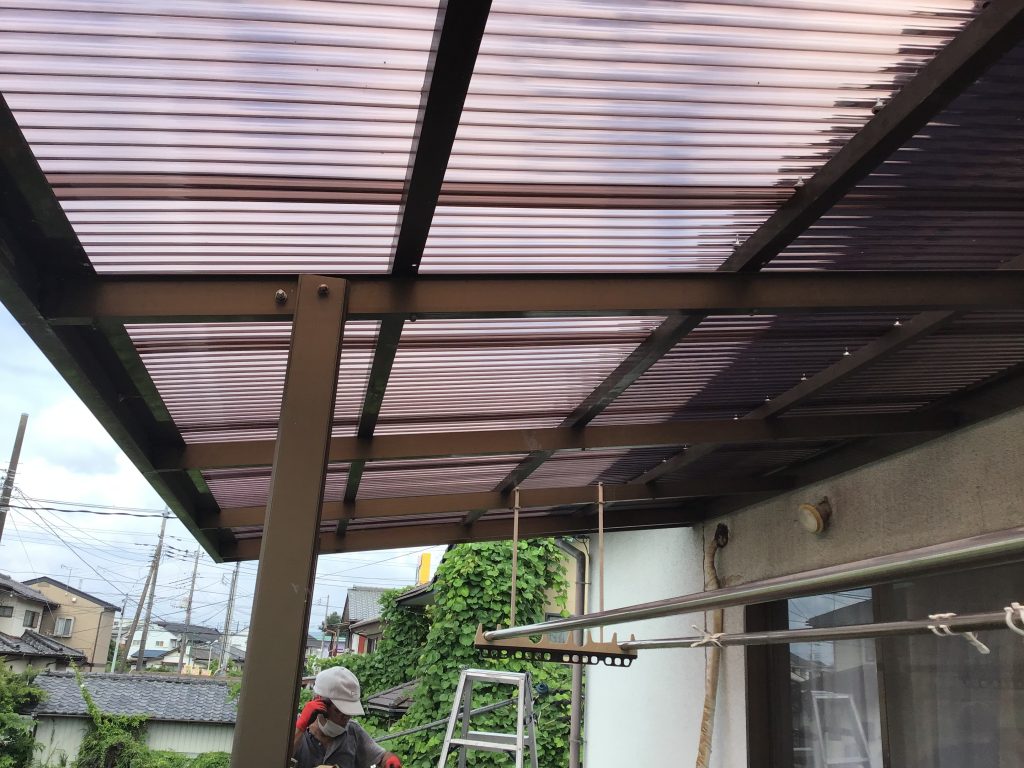 下から見た施工後屋根