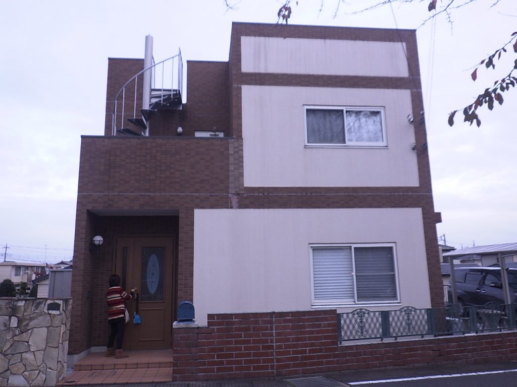 前橋市東善町で屋上防水の劣化と外壁タイル目地の傷み、汚れを確認した現地調査
