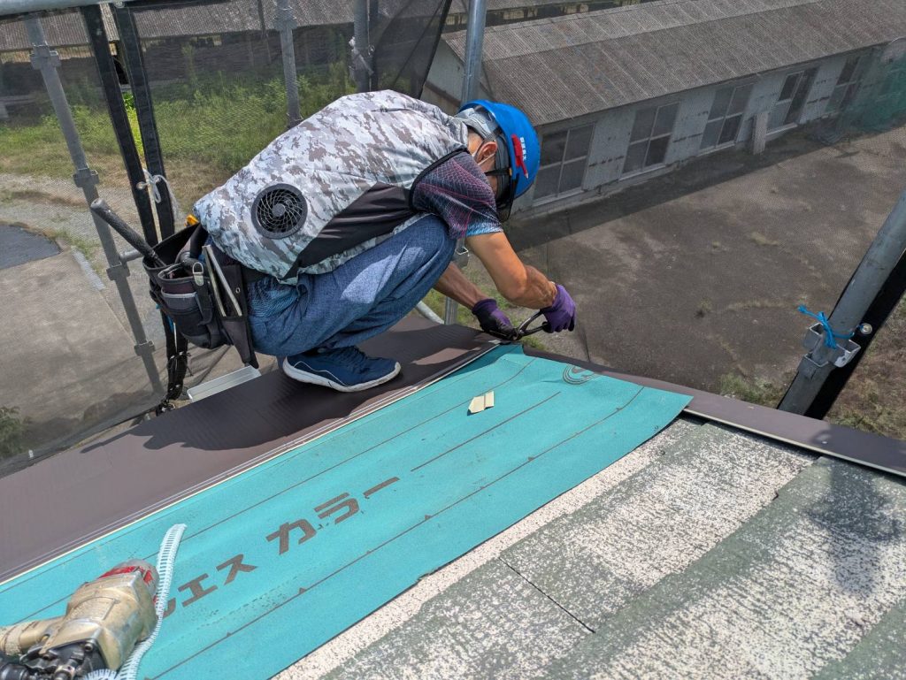 棟板金の施工